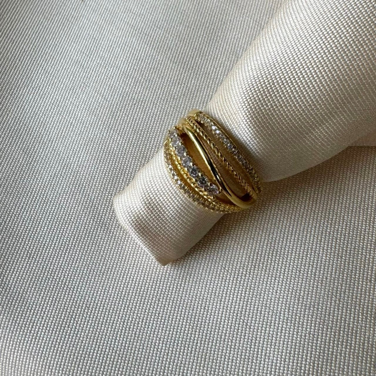 Ring 005