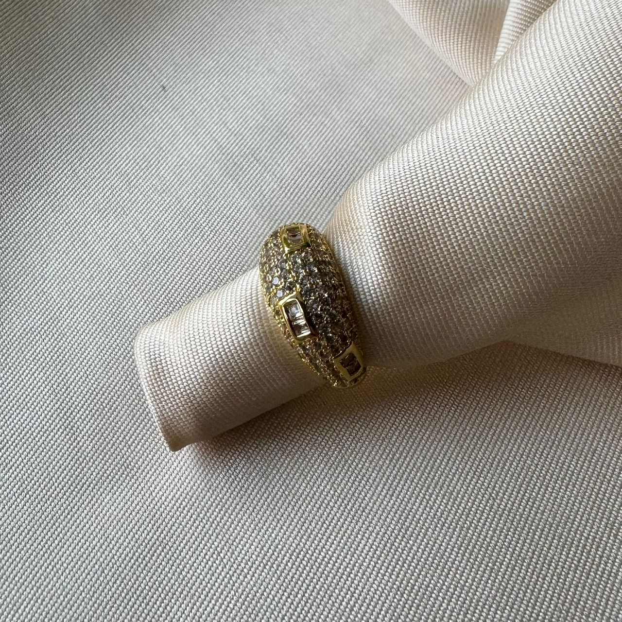 Ring 002