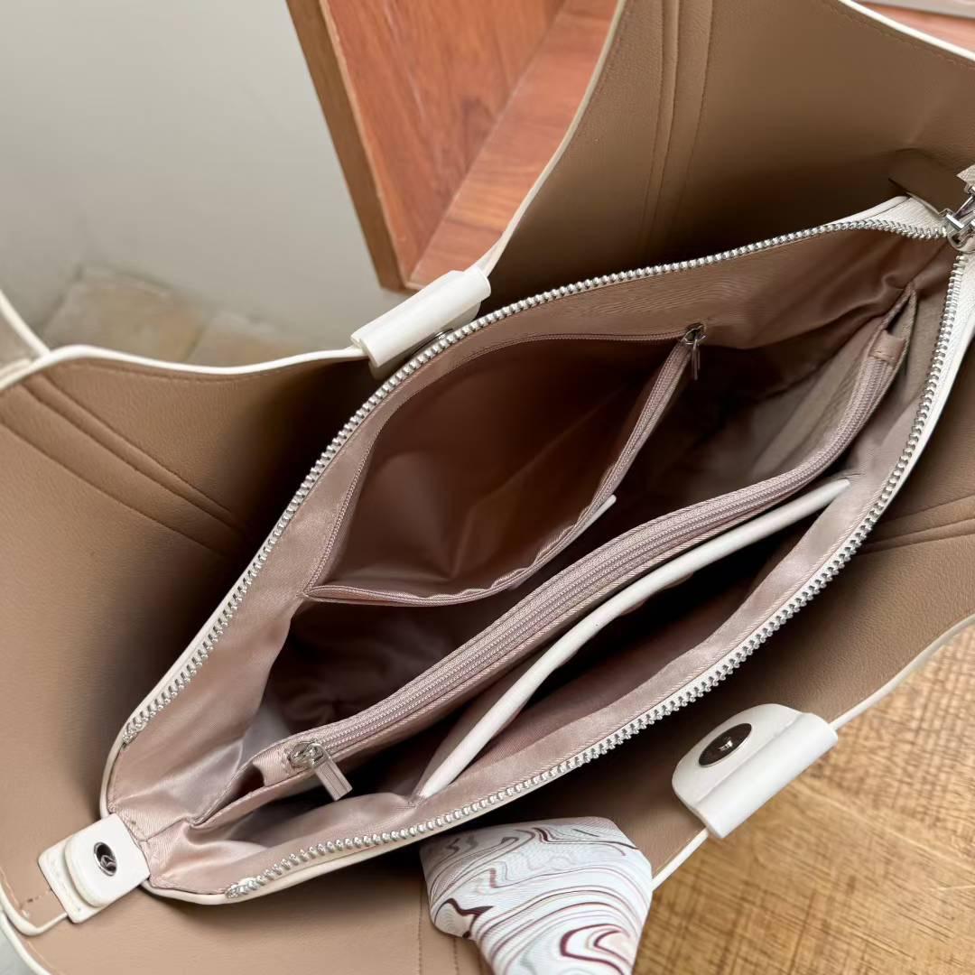 Handbag A1332