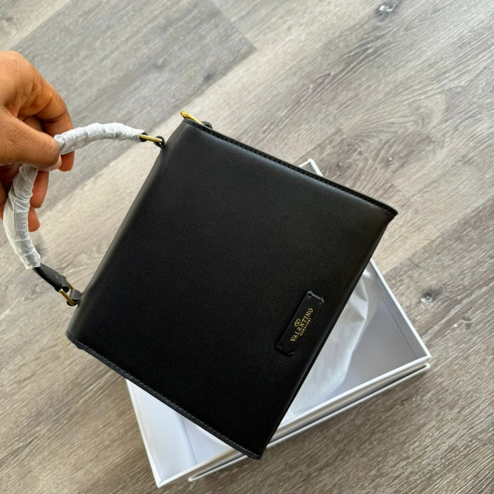 Women’s handbag