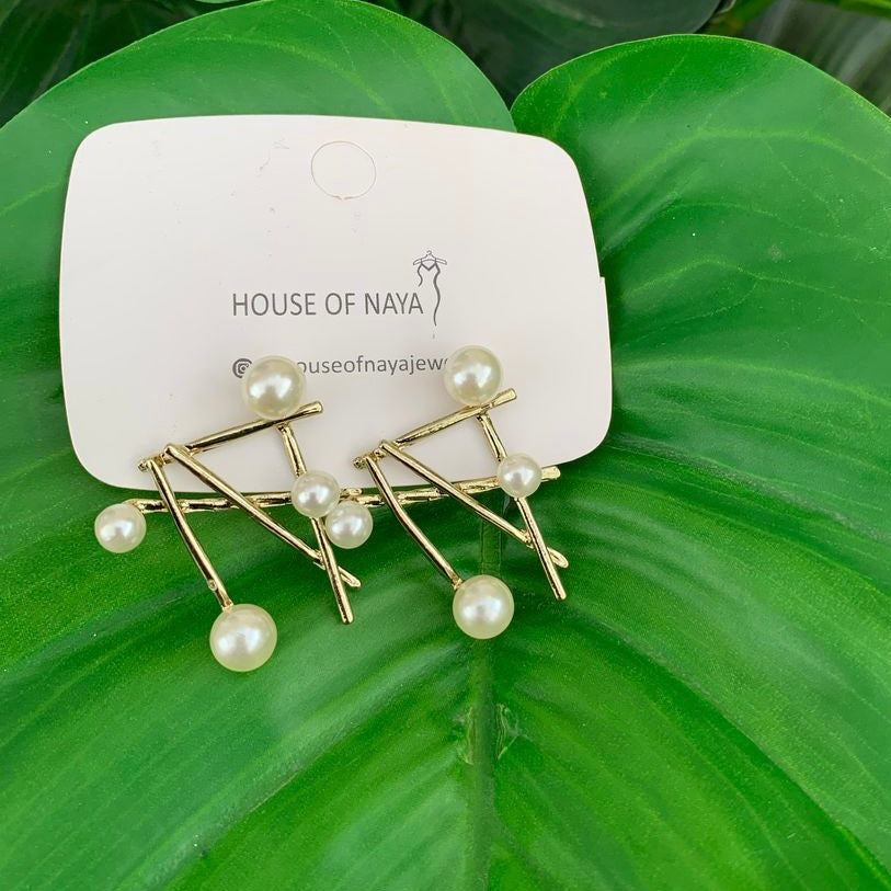 Non tarnish earring