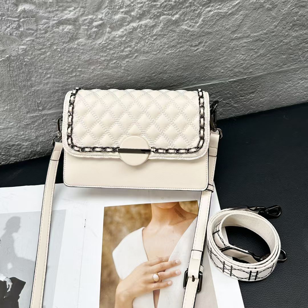 Handbag F9095