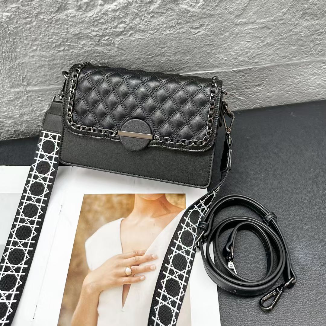 Handbag F9095