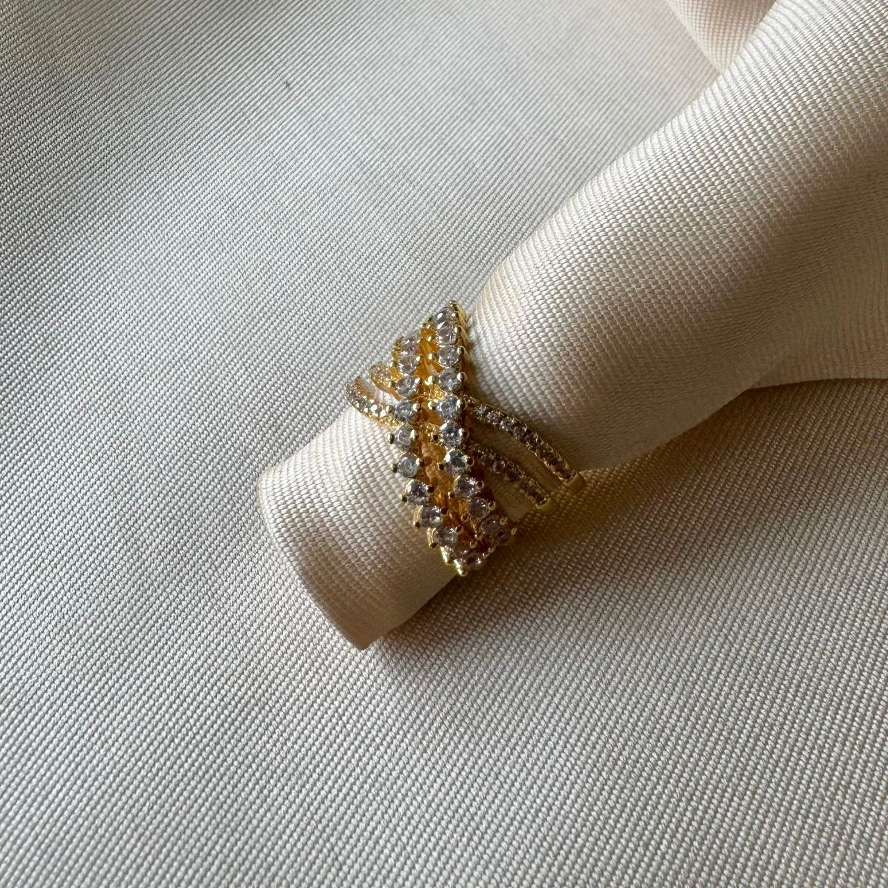 Ring 004