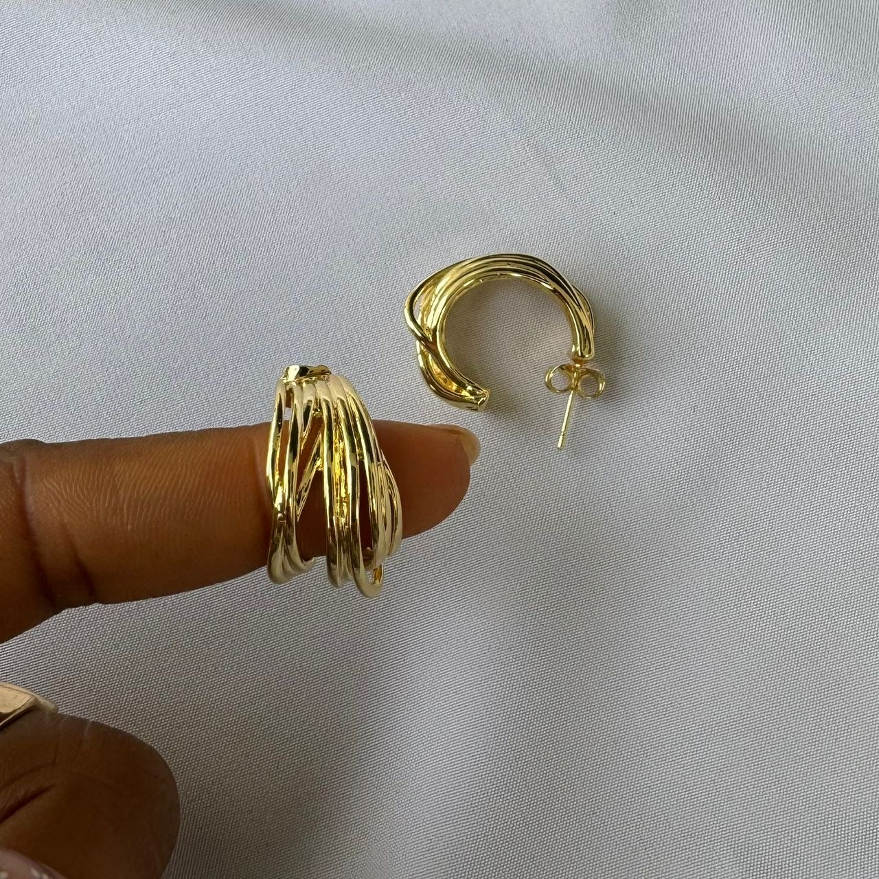 earring 114