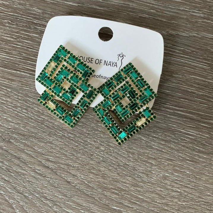 Non tarnish earrings
