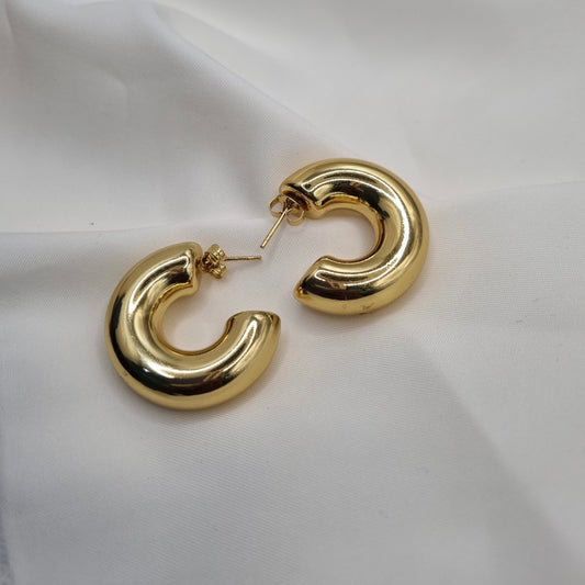 Non tarnish earring