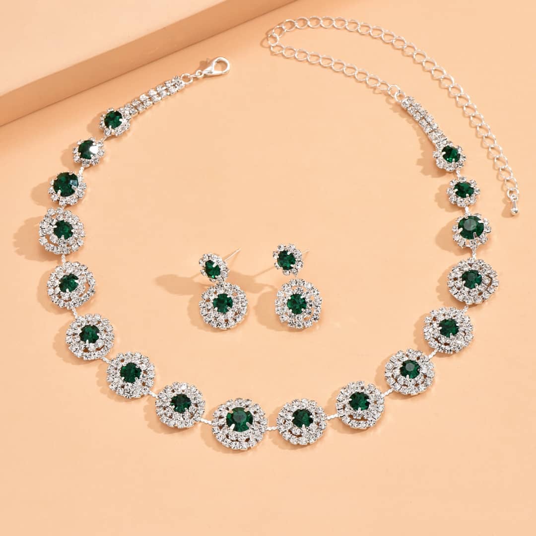 Non tarnish jewelry set