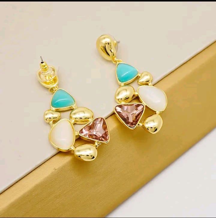 Non tarnish earring