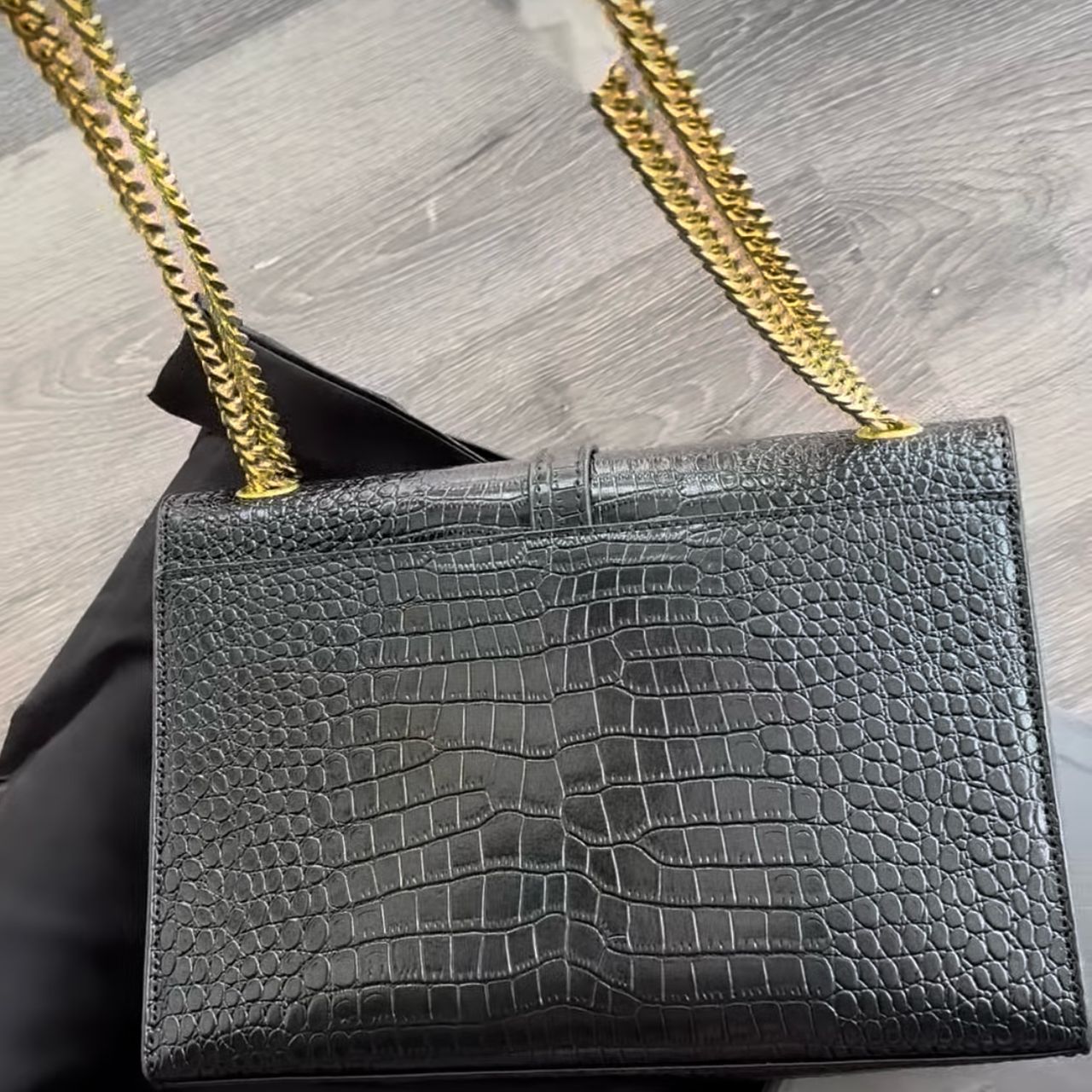 Women’s handbag