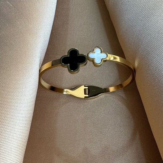 Non tarnish bracelet