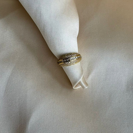Ring 043