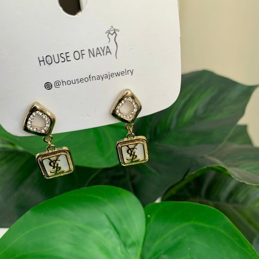 Non tarnish earring