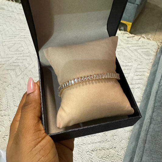 Non tarnish bracelet